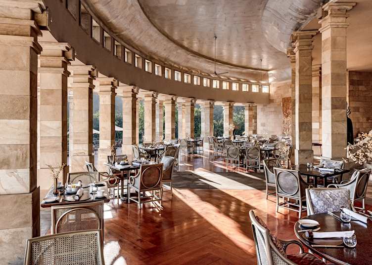 Dining room, Amanjiwo