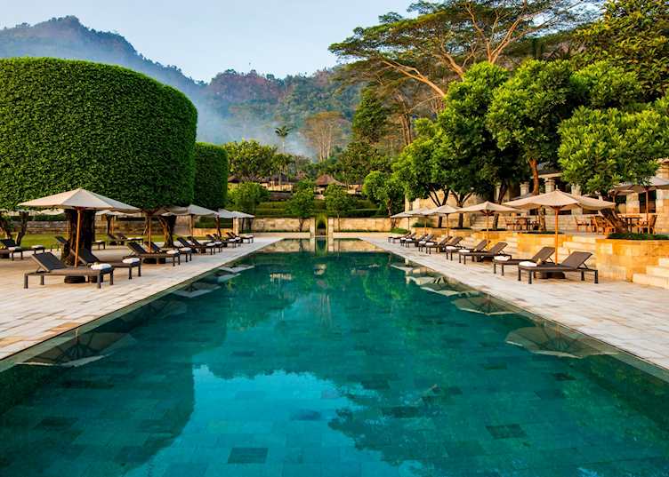 Swimming pool, Amanjiwo