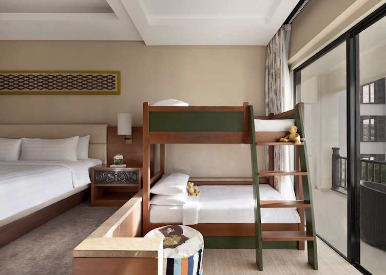 Deluxe Family Room, Shangri-La's Rasa Ria Resort & Spa