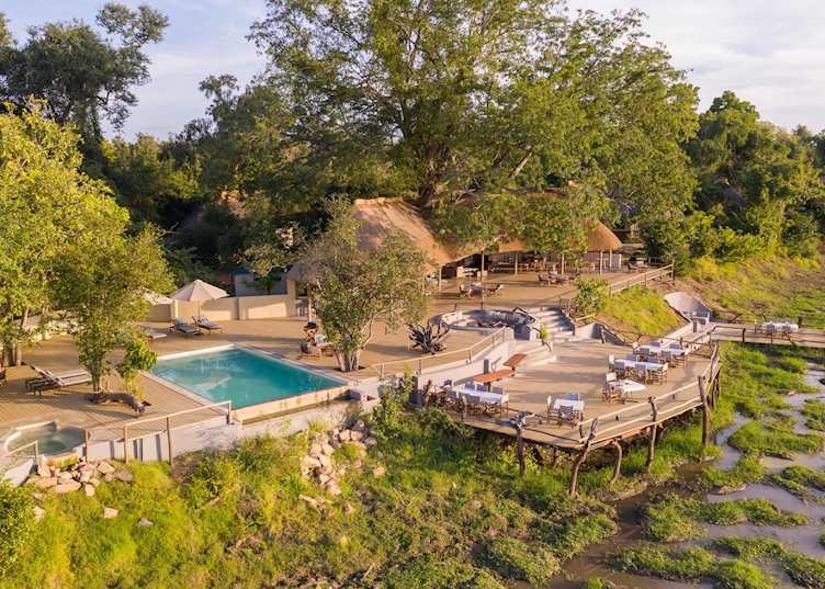 Decking and pool, Kafunta River Lodge