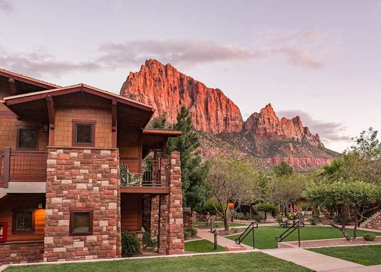 Lodge, Cable Mountain Lodge
