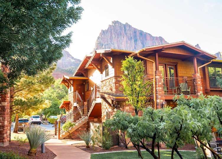 Lodge, Cable Mountain Lodge