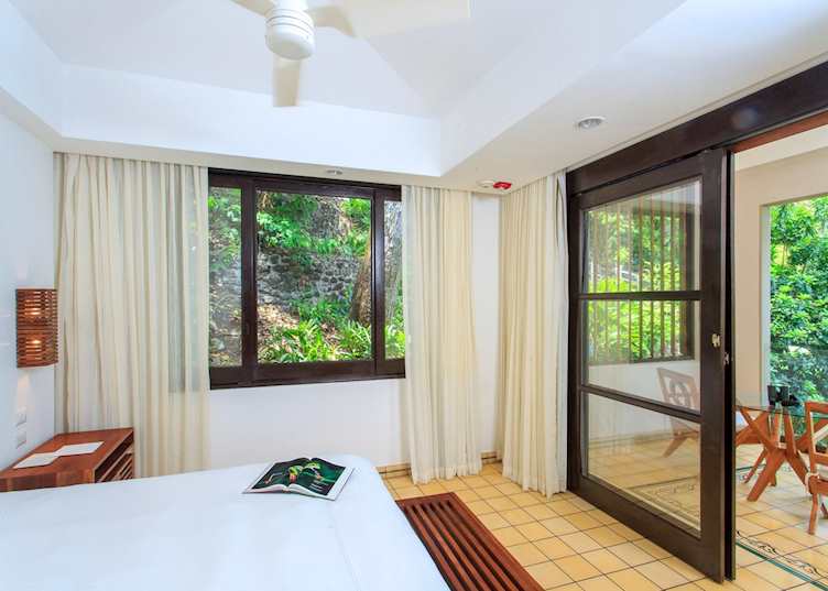 Garden room, Arenas del Mar