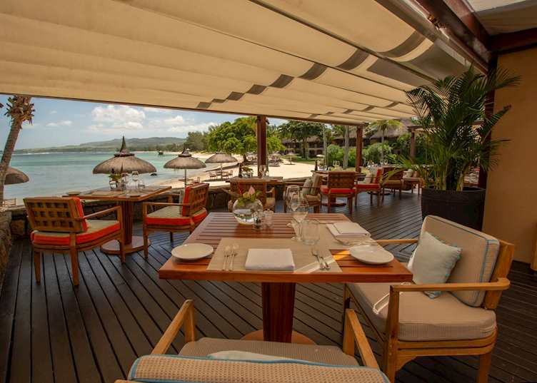 Stars restaurant beach terrace, Shanti Maurice Resort & Spa