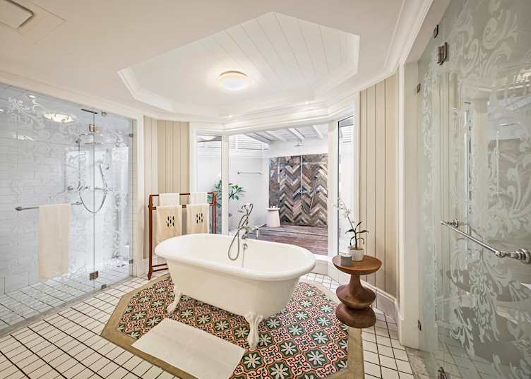 Junior Suite bathroom, Heritage Le Telfair Golf & Wellness Resort