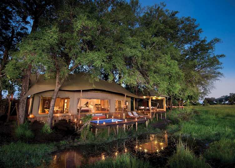 Viewing deck, Duba Plains Camp