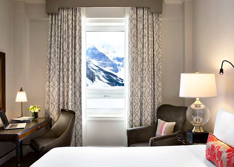 Room, Fairmont Chateau Lake Louise