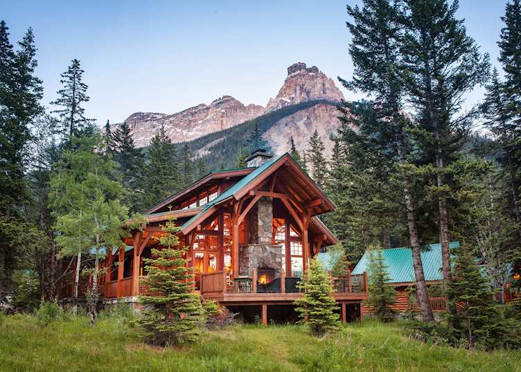 Exterior, Cathedral Mountain Lodge, Field