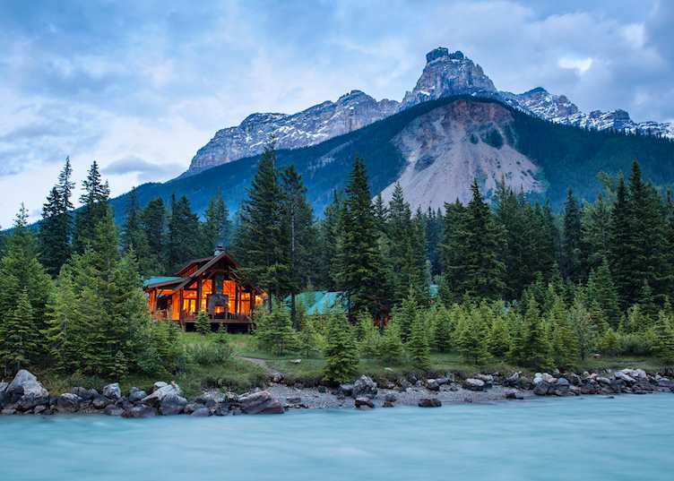 Exterior, Cathedral Mountain Lodge