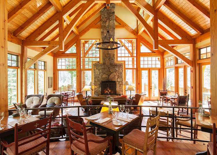 Restaurant, Cathedral Mountain Lodge, near Field