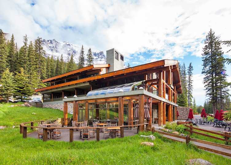 Exterior, Moraine Lake Lodge