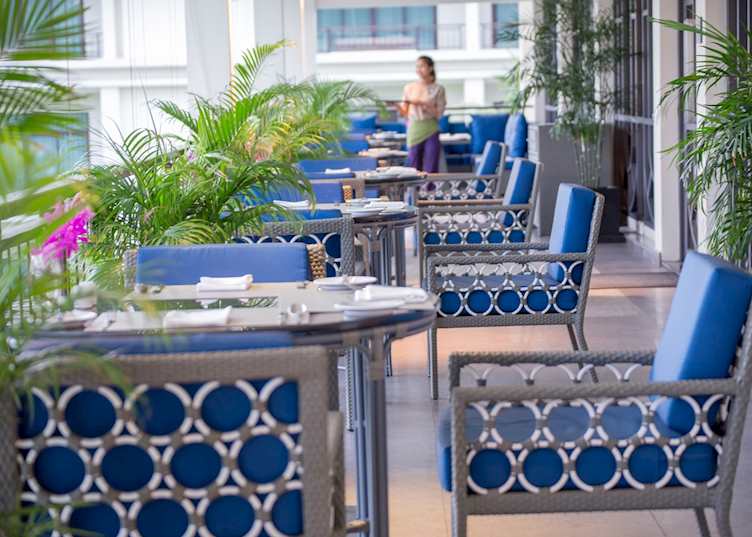 Alfresco dining area, U Sathorn Bangkok