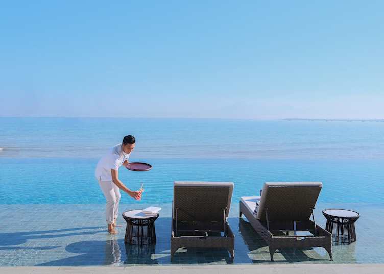 Infinity pool, Raffles Bali