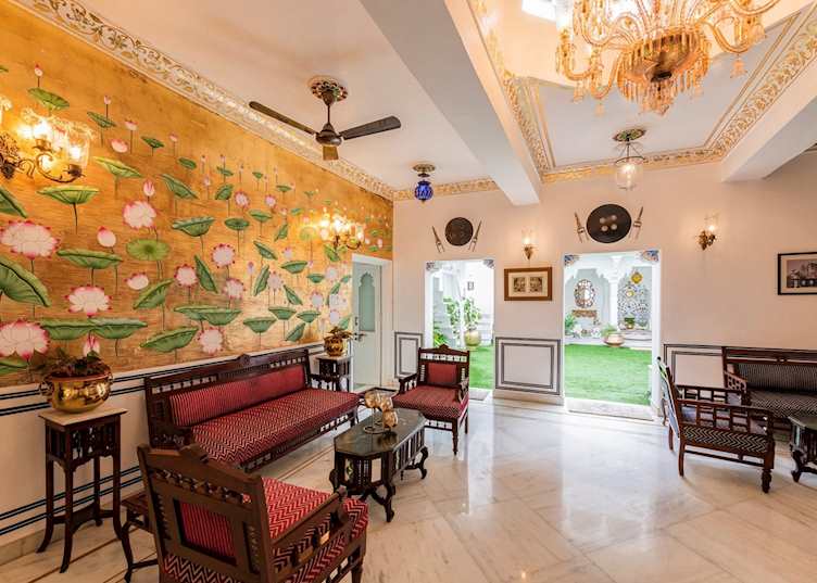 Lounge at Jagat Niwas Palace