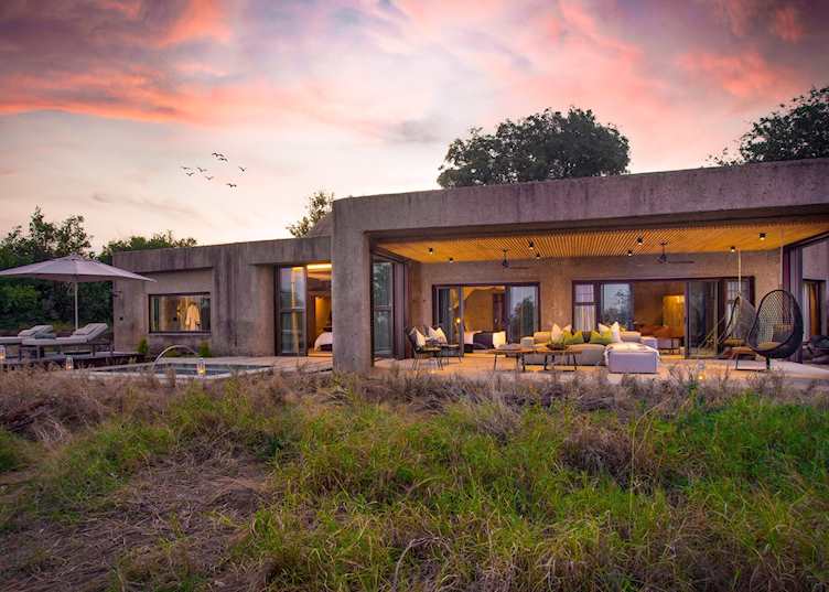 Amber Presidential suite, Sabi Sabi - Earth Lodge