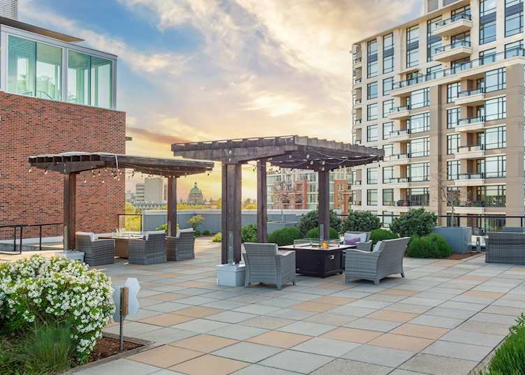 Rooftop terrace, Parkside Hotel & Spa, Victoria