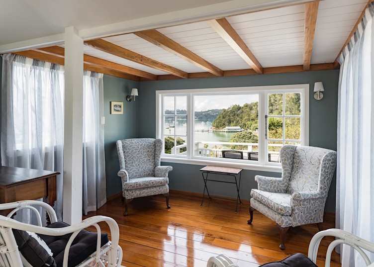 Cottage Lounge, Arcadia Lodge