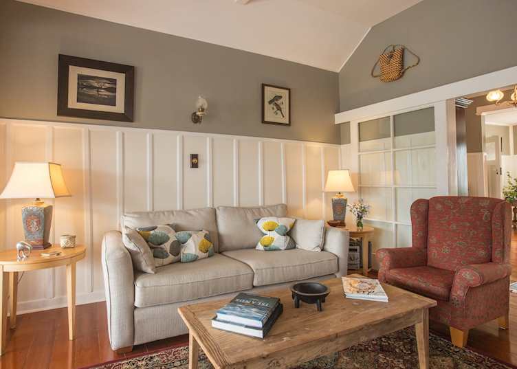Living Room, Arcadia Lodge