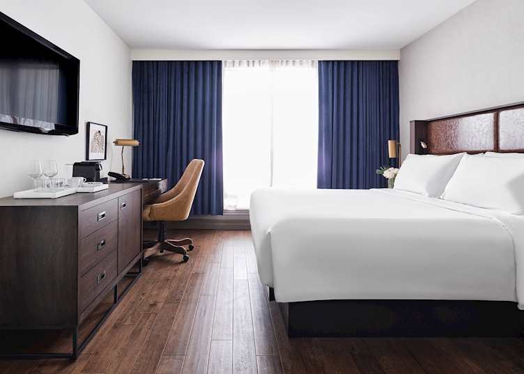 Guest room, The Metcalfe Hotel, Ottawa