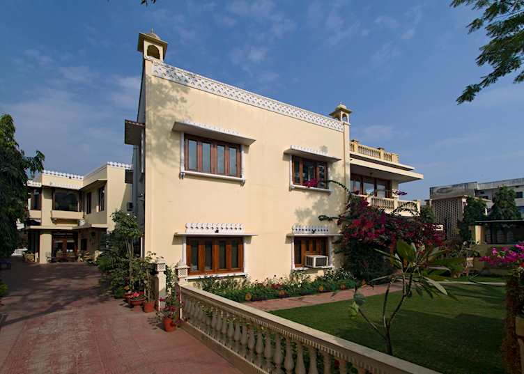 Dera Rawatsar facade