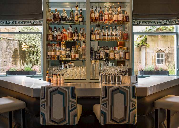 Bar, The Queensberry