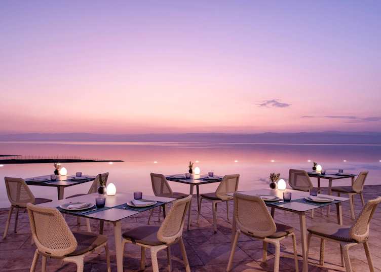 Outdoor dining, Kempinski Ishtar Dead Sea