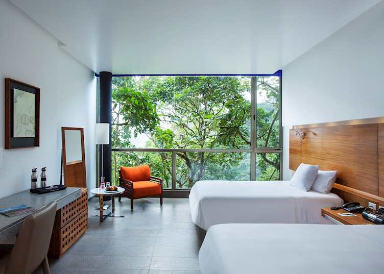 Wayra room, Mashpi Lodge