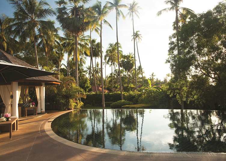 Pool area, Napasai