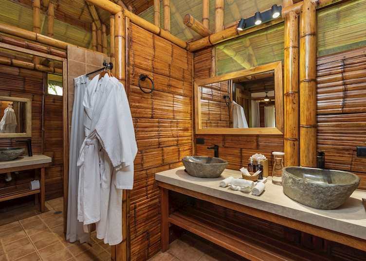 Family stateroom, La Selva Jungle Lodge