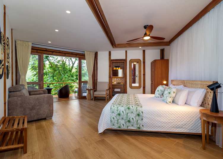 Scenic stateroom, La Selva Jungle Lodge