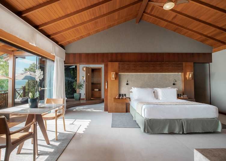 Villa Tinguá, Awasi Santa Catarina
