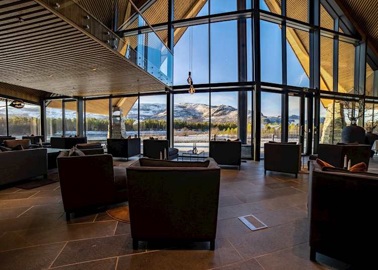 Lobby, Sorrisniva