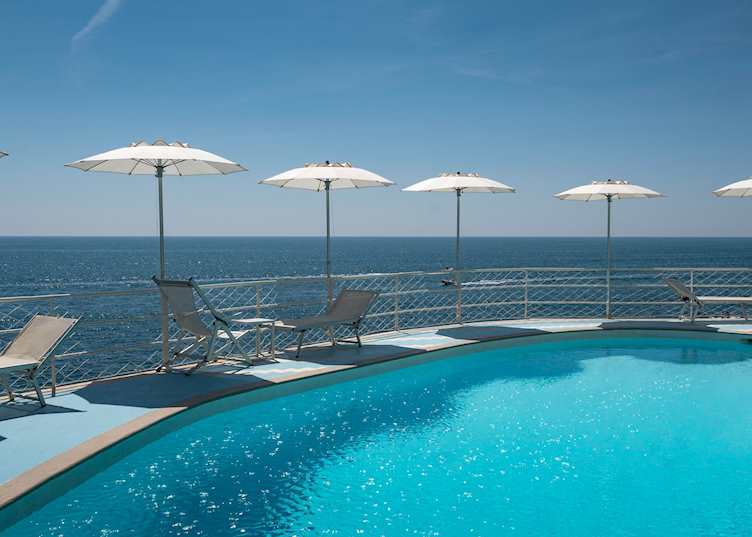 The pool with a sea view, Miramalfi