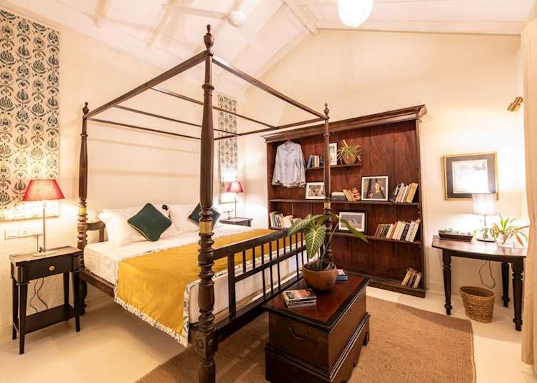Tapestry room, Sun House, Galle