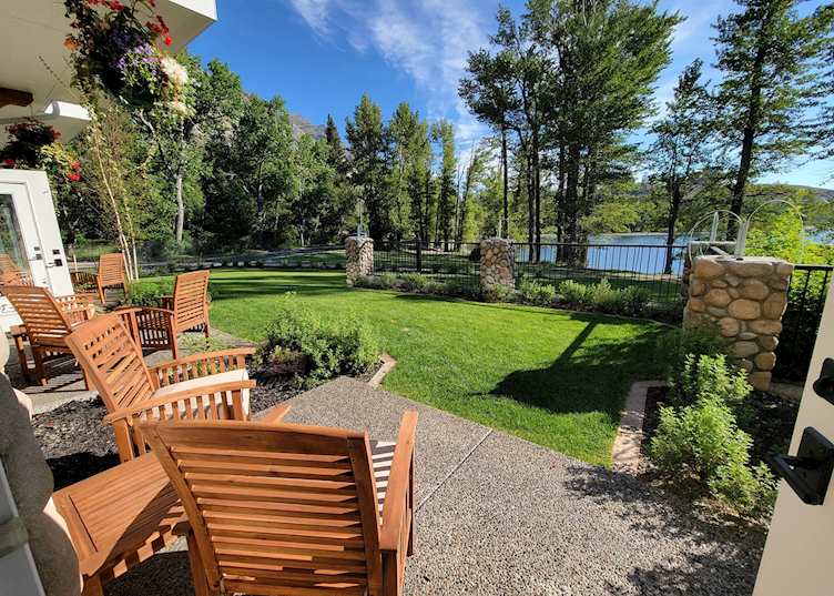 Lake view terrace, Kilmorey Lodge, Waterton Lakes