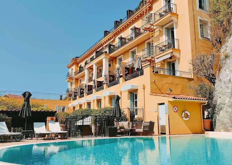 Swimming pool, Hôtel La Pérouse