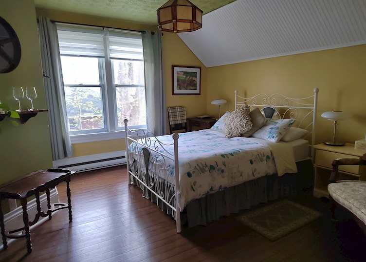 Upstairs bedroom, A L'Ancestrale, Magog
