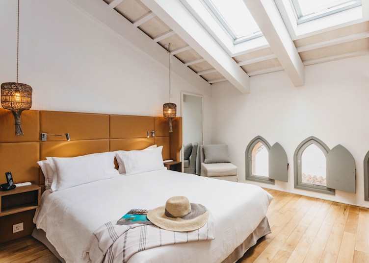 Superior Room, Faustino Gran