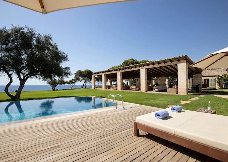 Pool,Can Simoneta