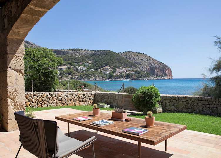Beach House Terrace, Can Simoneta