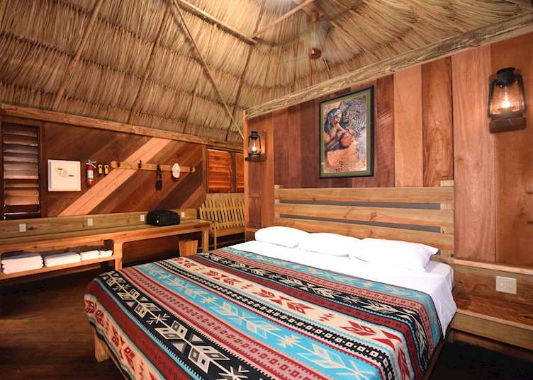 Garden view room, Lamanai Outpost Lodge