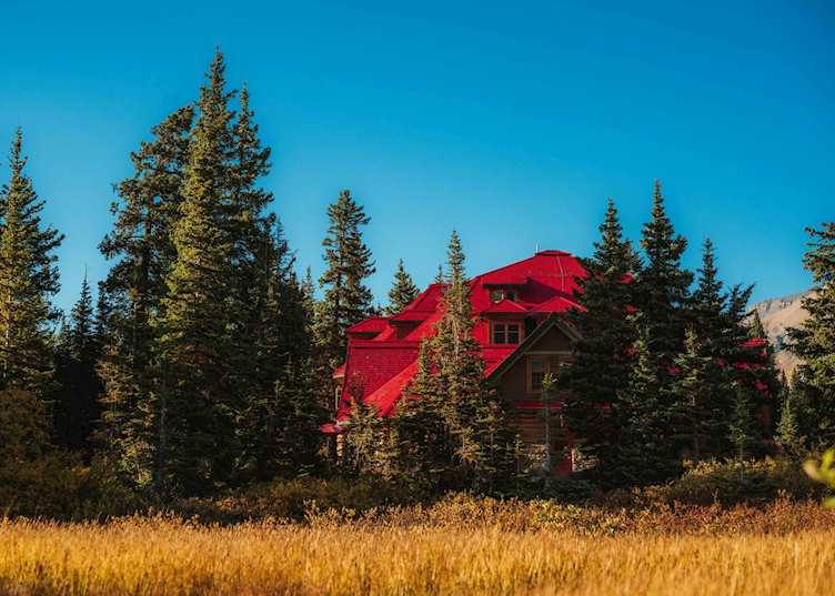 The Lodge at Bow Lake