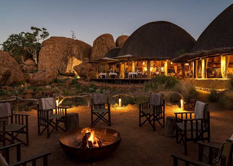 Outdoor lounge, Mowani Mountain Camp