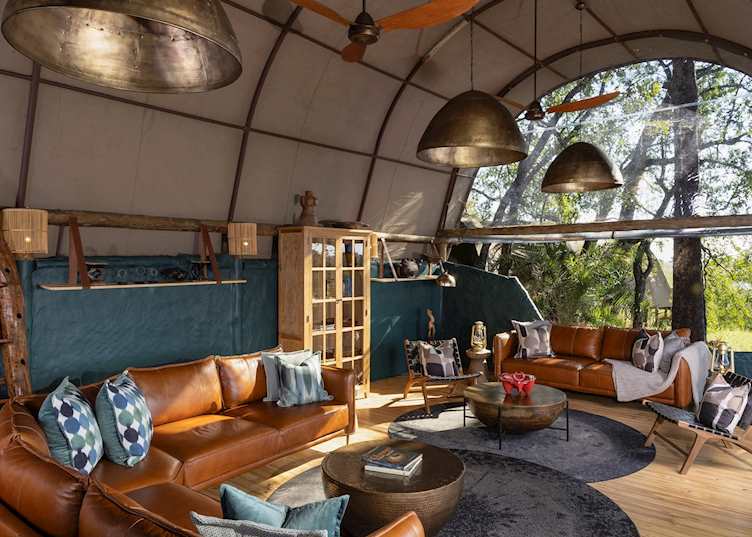 Okuti lounge