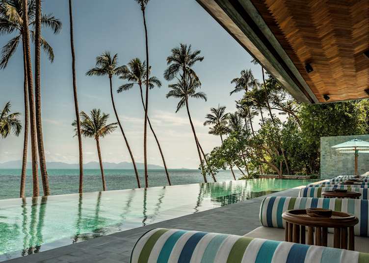 Beachfront infinity pool, Four Seasons Resort Koh Samui