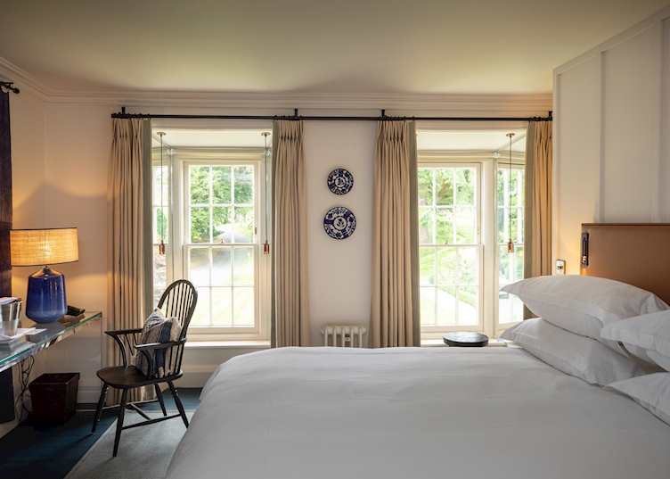 Superior room, Grove of Narberth