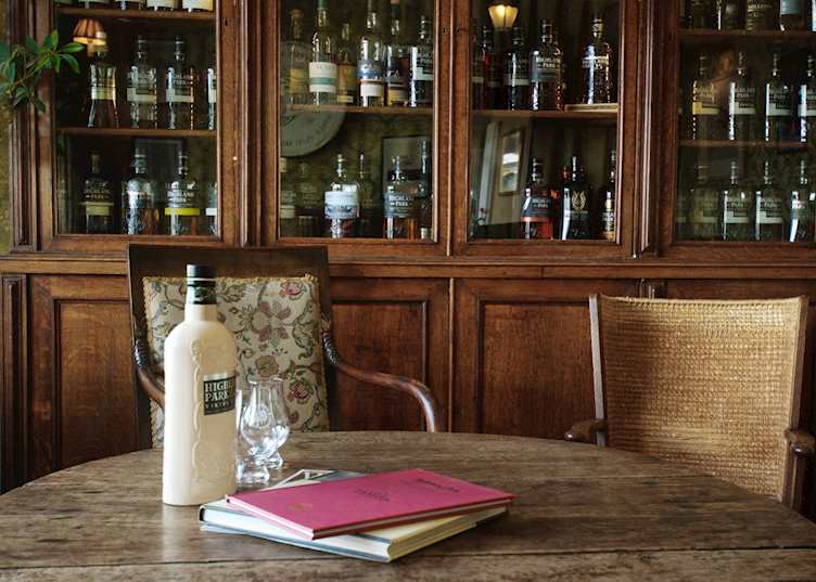 Bar, The Lynnfield Hotel
