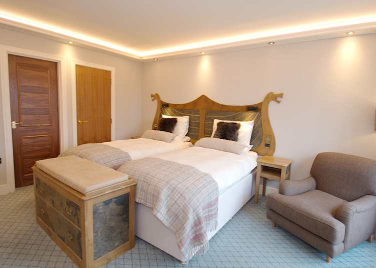 Twin room, The Lynnfield Hotel