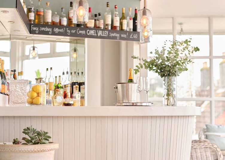 Bar, Boskerris Hotel