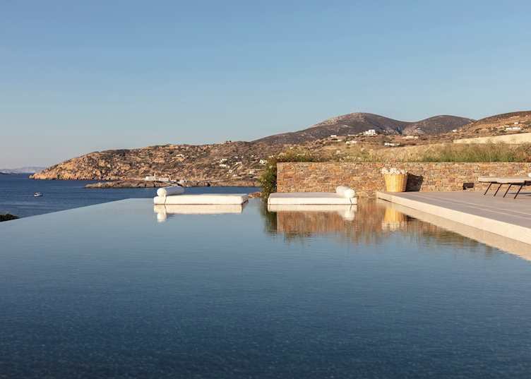 NÓS Hotel & Villas, Faros